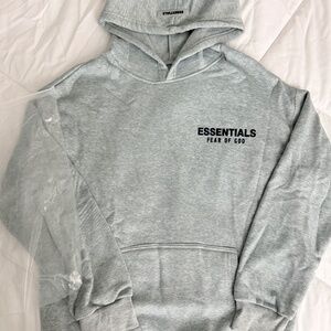 Essentials Hoodie - Boys’ Medium